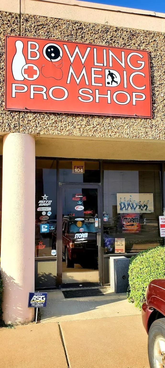 Bowling Medic Pro Shop storefront and full exterior sign.